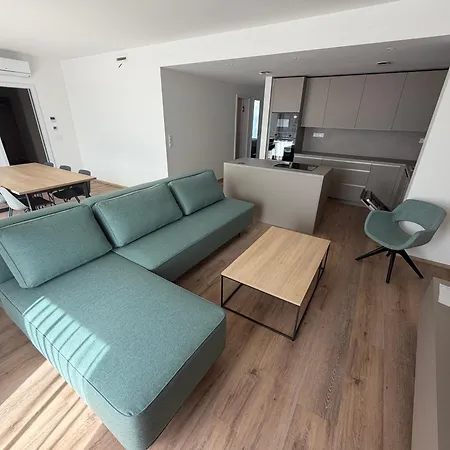 Slovakova Apartament *